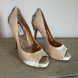 Badgley Mischka Size 7 Kiara Satin Pumps Rhinestones Jewels Open Toe FLAWS